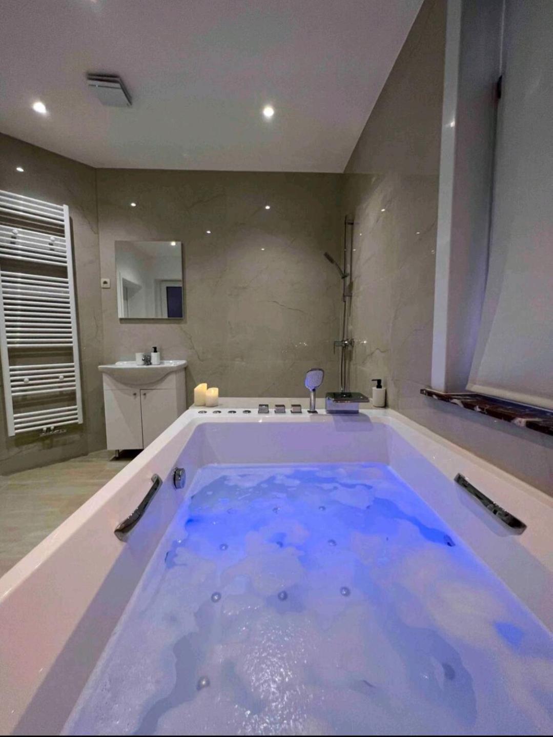 Sublime Appartement Calme Cosy & Jacuzzi Bruxelles Extérieur photo
